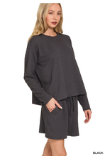 Load image into Gallery viewer, Della Set
